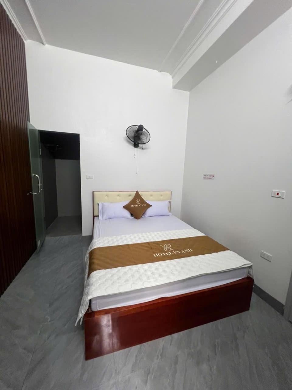Bed & Breakfast Nha Nghi Vy Anh Hanoi